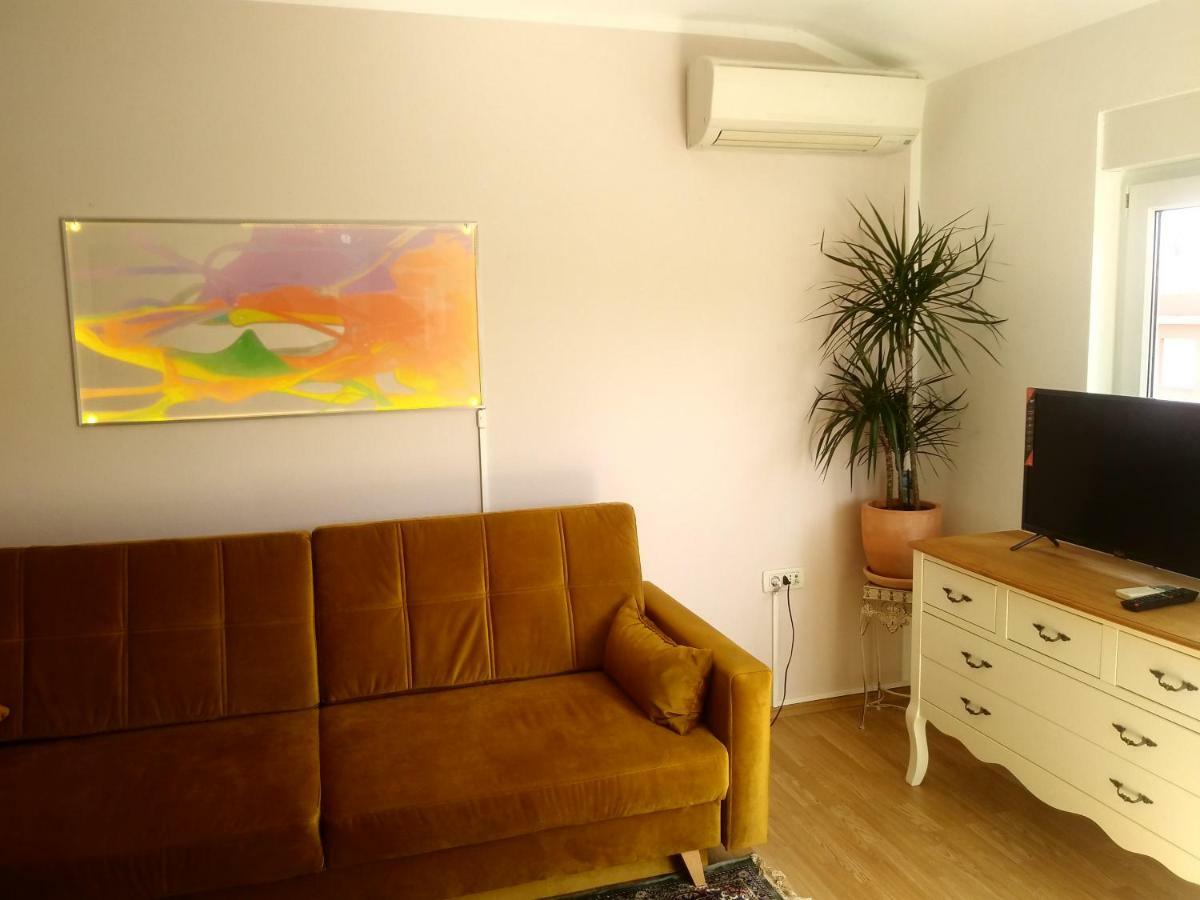 Allegria Apartment